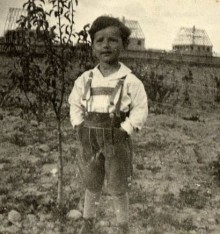 Portrait of Bob Mackenzie
