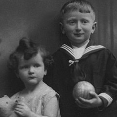 Gretl and her brother Fritz (later Awi)