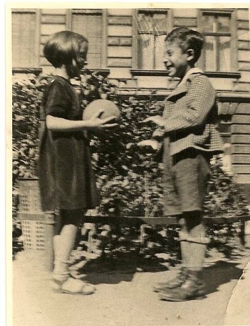 Portrait of Isi Metzstein