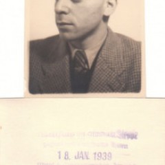 Martin Ansbacher&#039;s photo 18 January 1939 after release from Dachau KZ