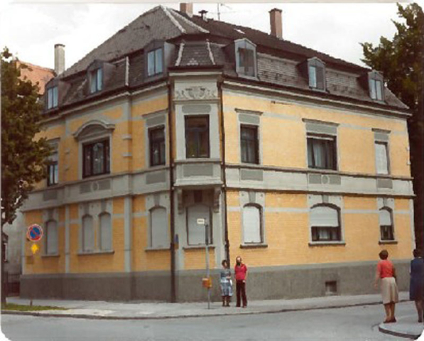 Pat and Steven outside her former home in Kriegshaber