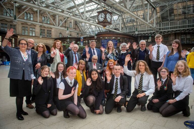 Holocaust survivor relives the moment he arrived in Glasgow after fleeing Nazi Germany to educate kids