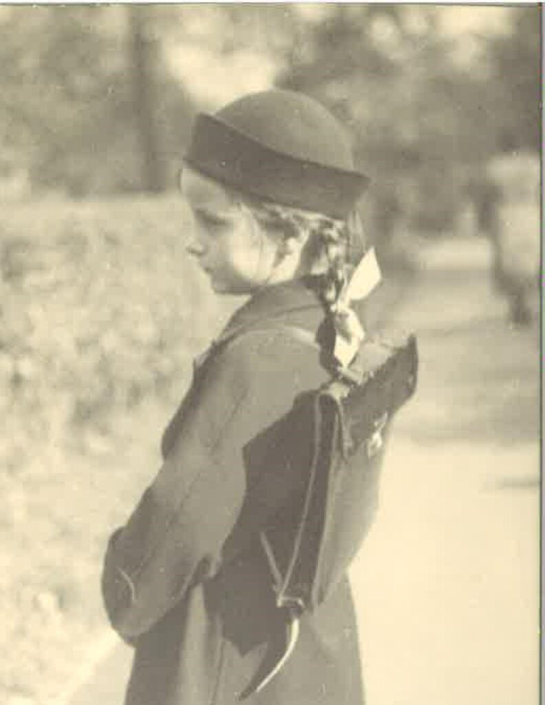 Renate Mackay — Holocaust testimony, Gathering the Voices